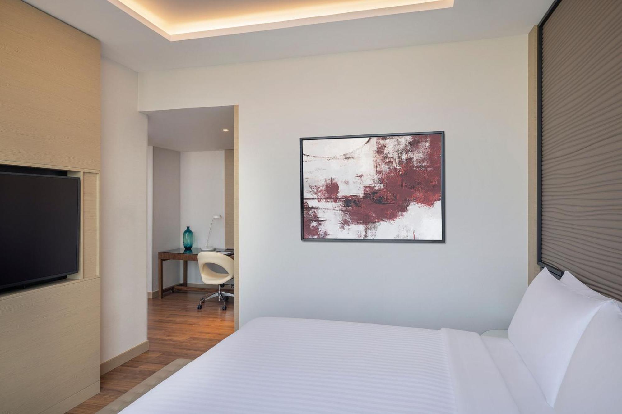 Jeddah Marriott Hotel Madinah Road 외부 사진 A bedroom at the hotel