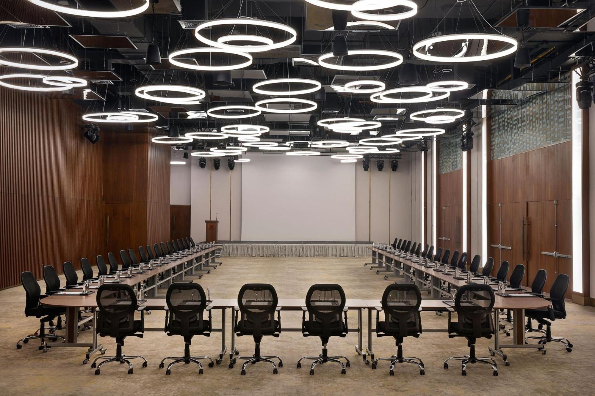 Jeddah Marriott Hotel Madinah Road 외부 사진 The conference room